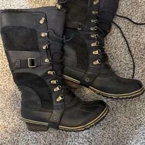 Sorel Black and Tan Conquest Carly Boots
